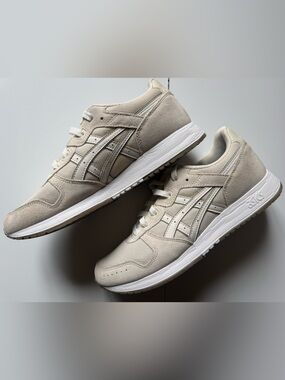 ASICS Vanilla Cream Ortholite Insole Sneaker - SIZE 9 1/2